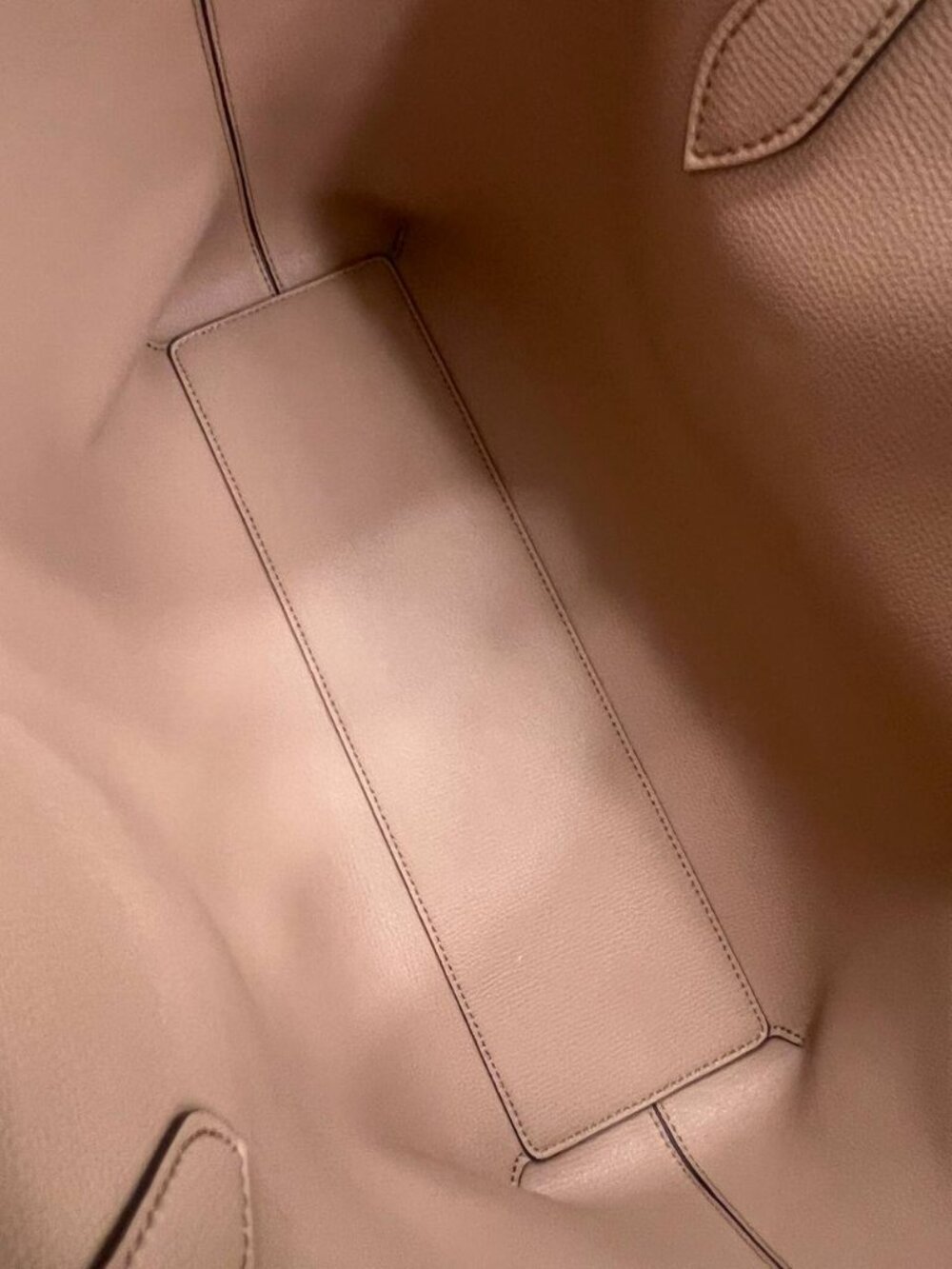 Burberry Medium Reversible House Check & Camel Leather Tote Bag - Picture 4 of 5